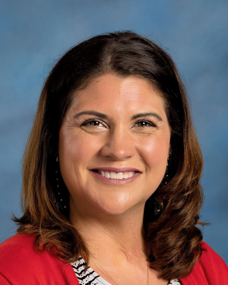 Lindsay Mota - Student Services Specialist